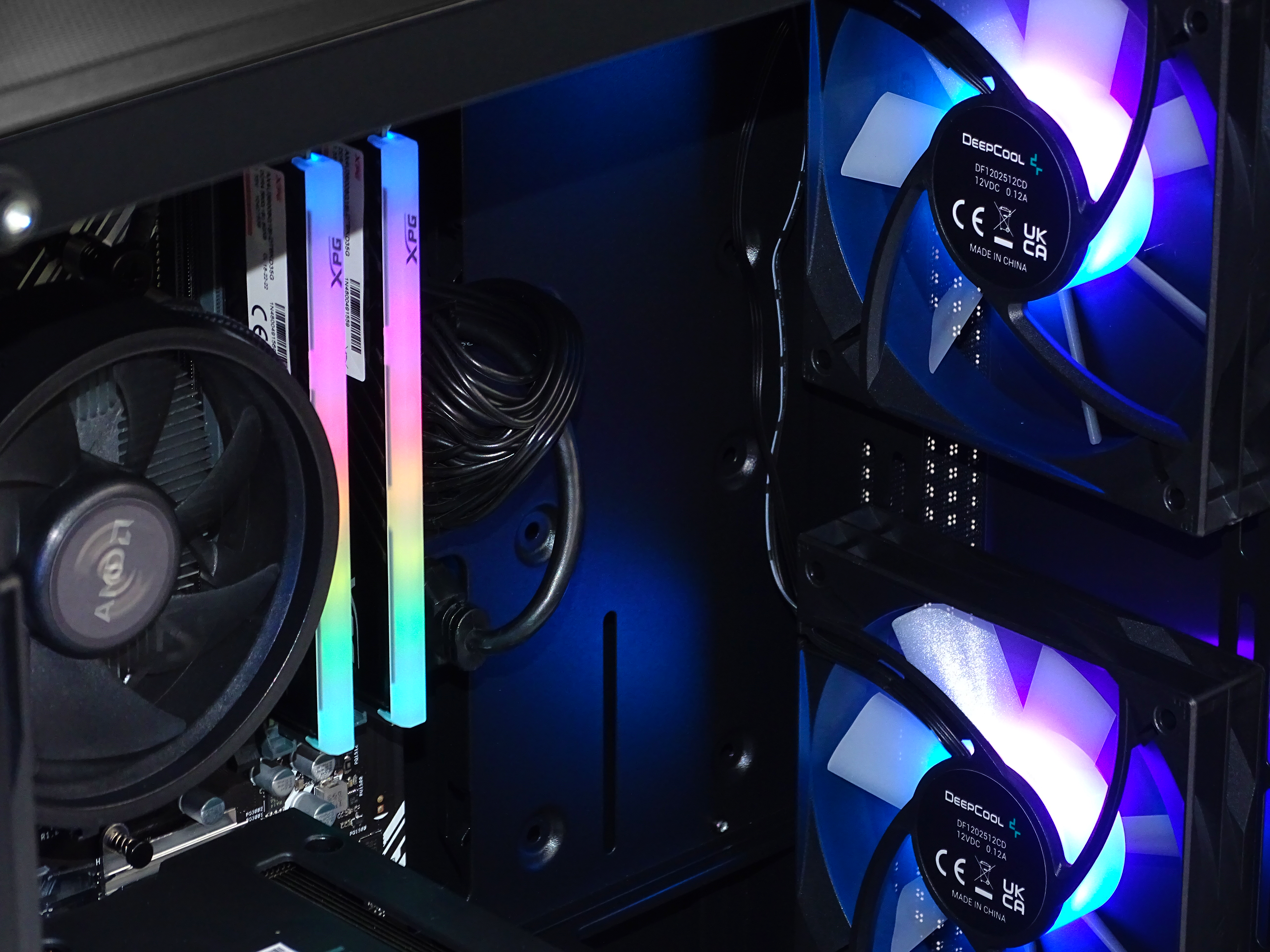 PULSAR Gaming PC - RTX 4060 + Ryzen 5600X + 16GB DDR4 + 1TB NVMe
