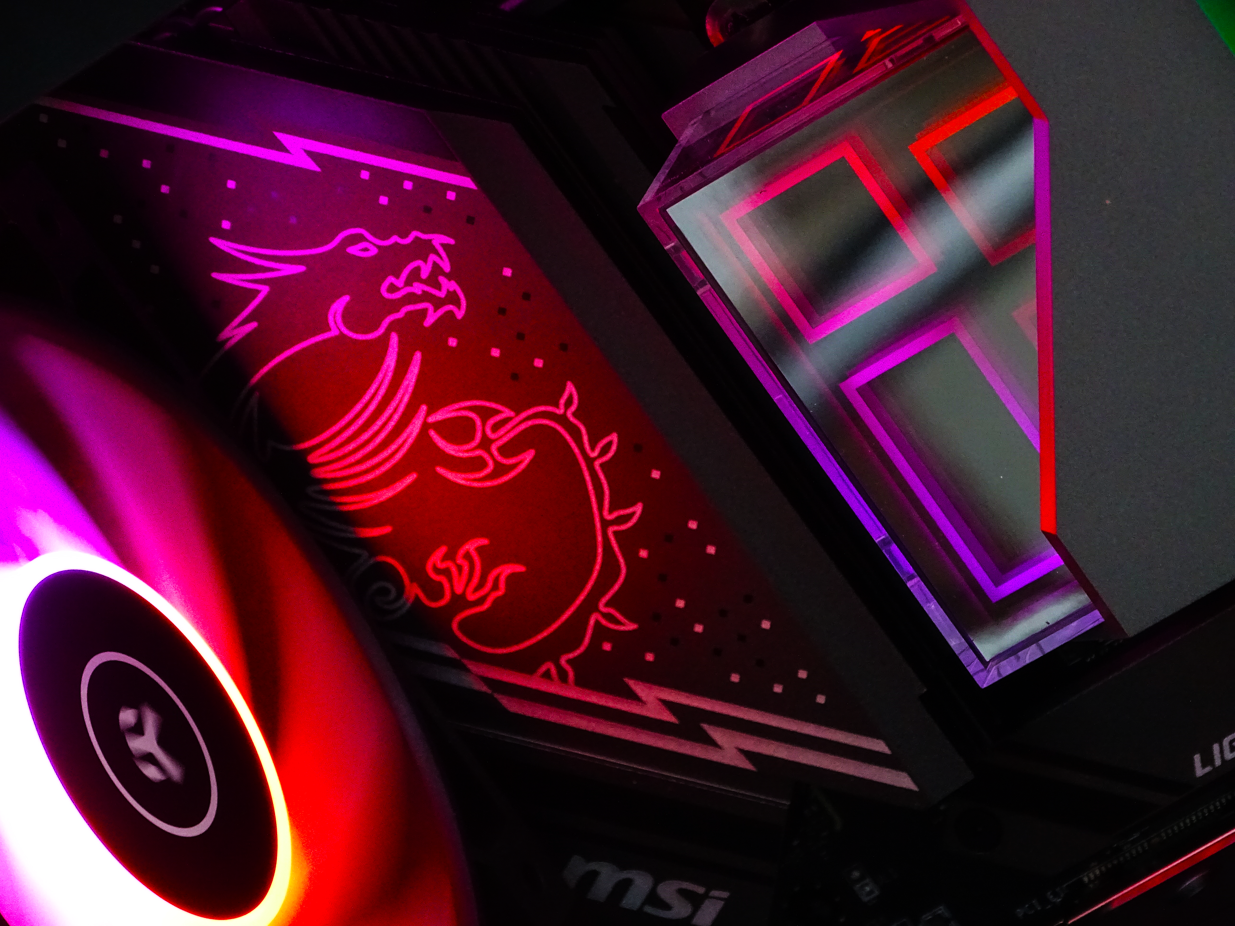 TITAN Gaming PC - RTX 5090 + i9 14900K + 128GB DDR5 + 4TB NVMe + 8TB HDD