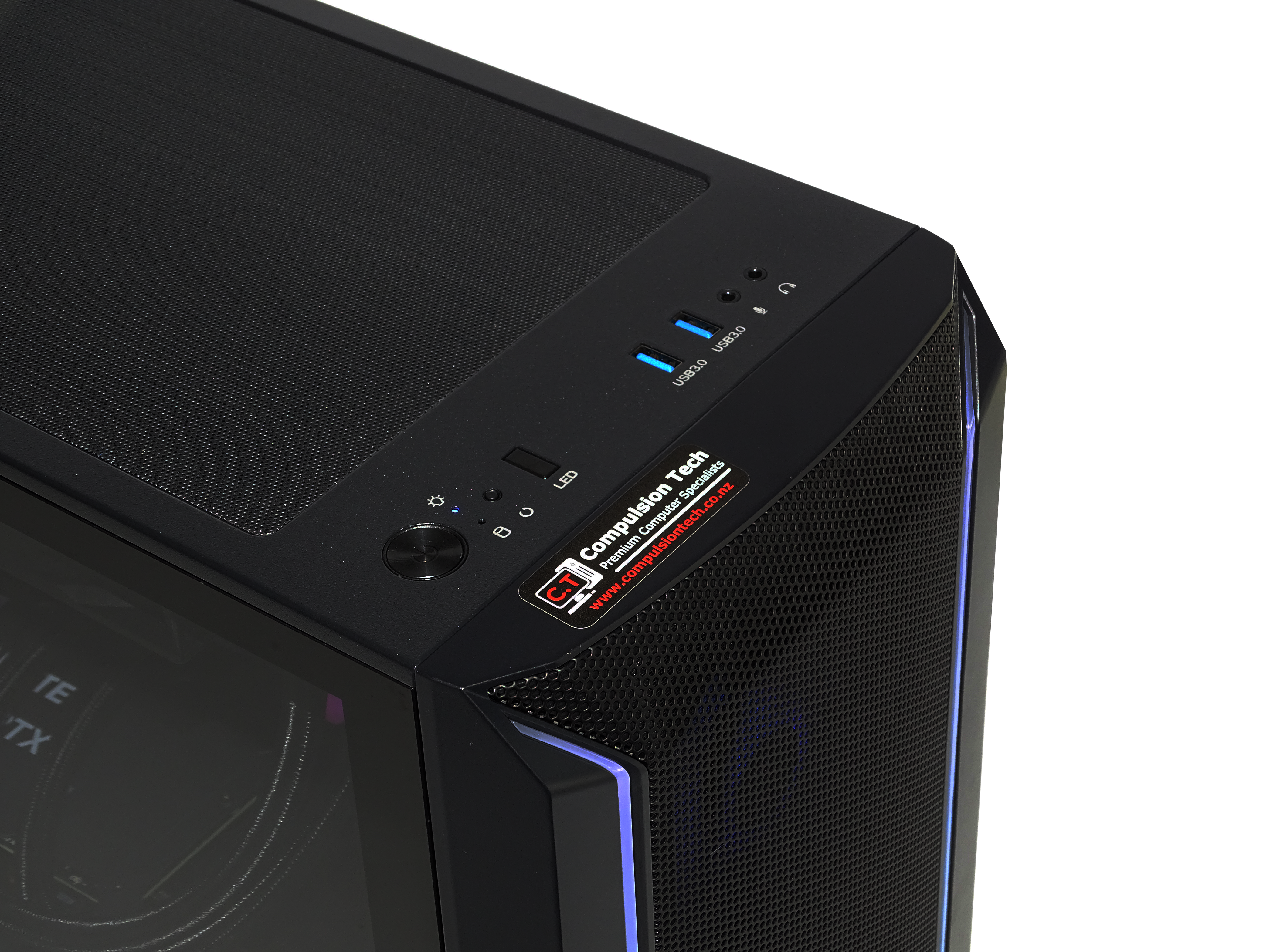 DRAGON Gaming PC - RX 7800XT + Ryzen 5700X3D + 64GB DDR4 + 2TB NVMe
