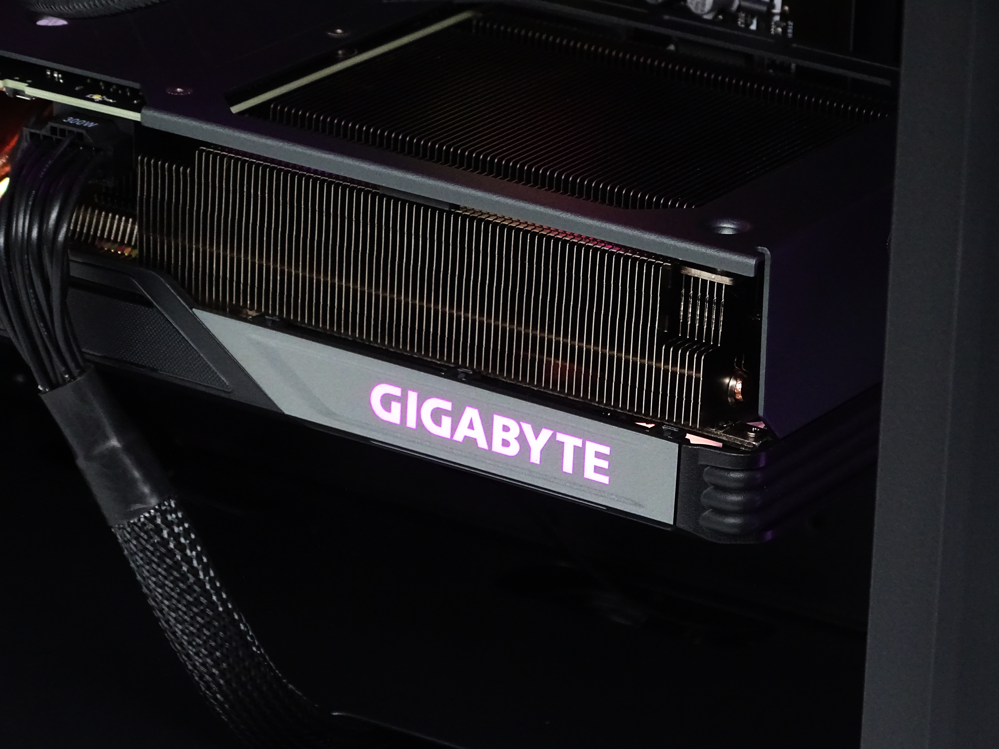 DRAGON Gaming PC - RX 7800XT + Ryzen 5700X3D + 64GB DDR4 + 2TB NVMe