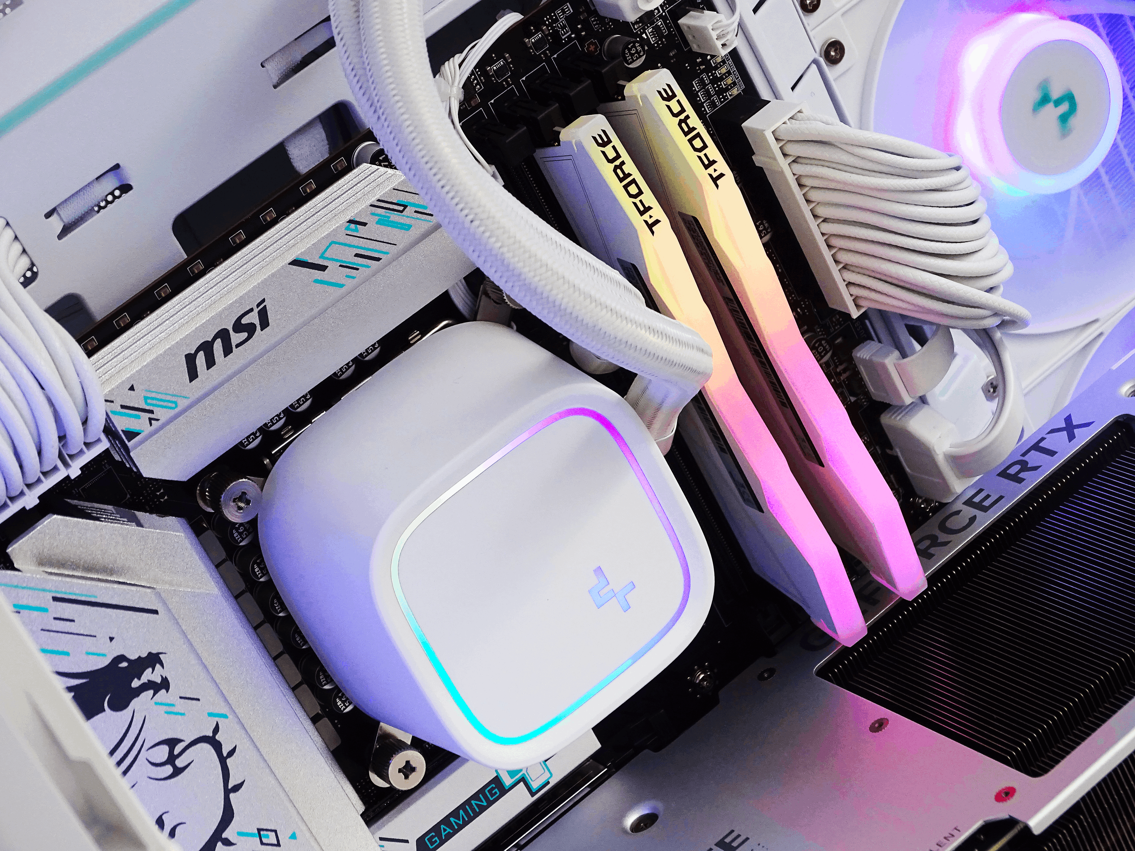 VIOLET Gaming PC