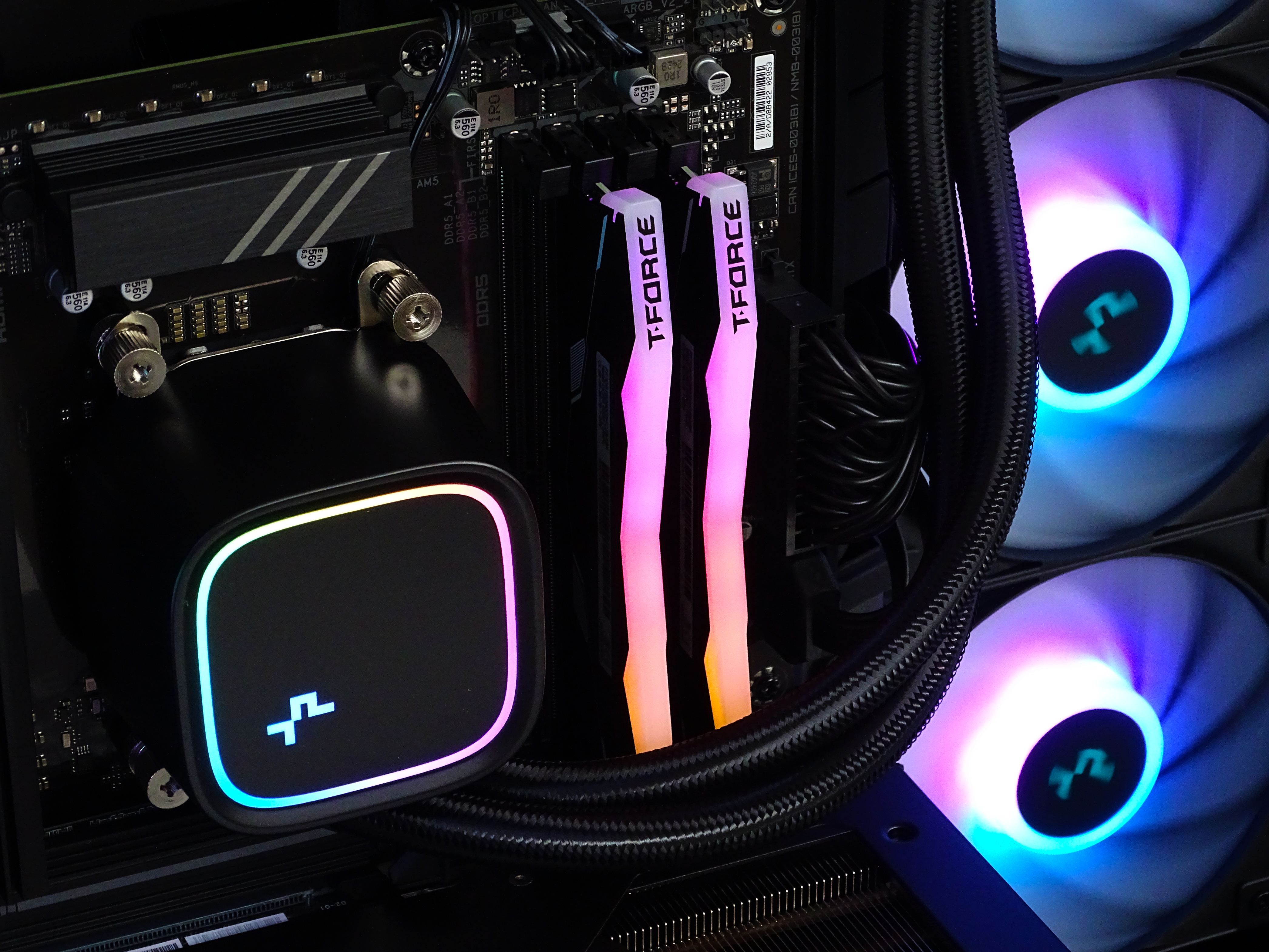 ALPINE Gaming PC - RTX 4070 SUPER + Ryzen 9800X3D + 32GB DDR5 + 2TB NVMe