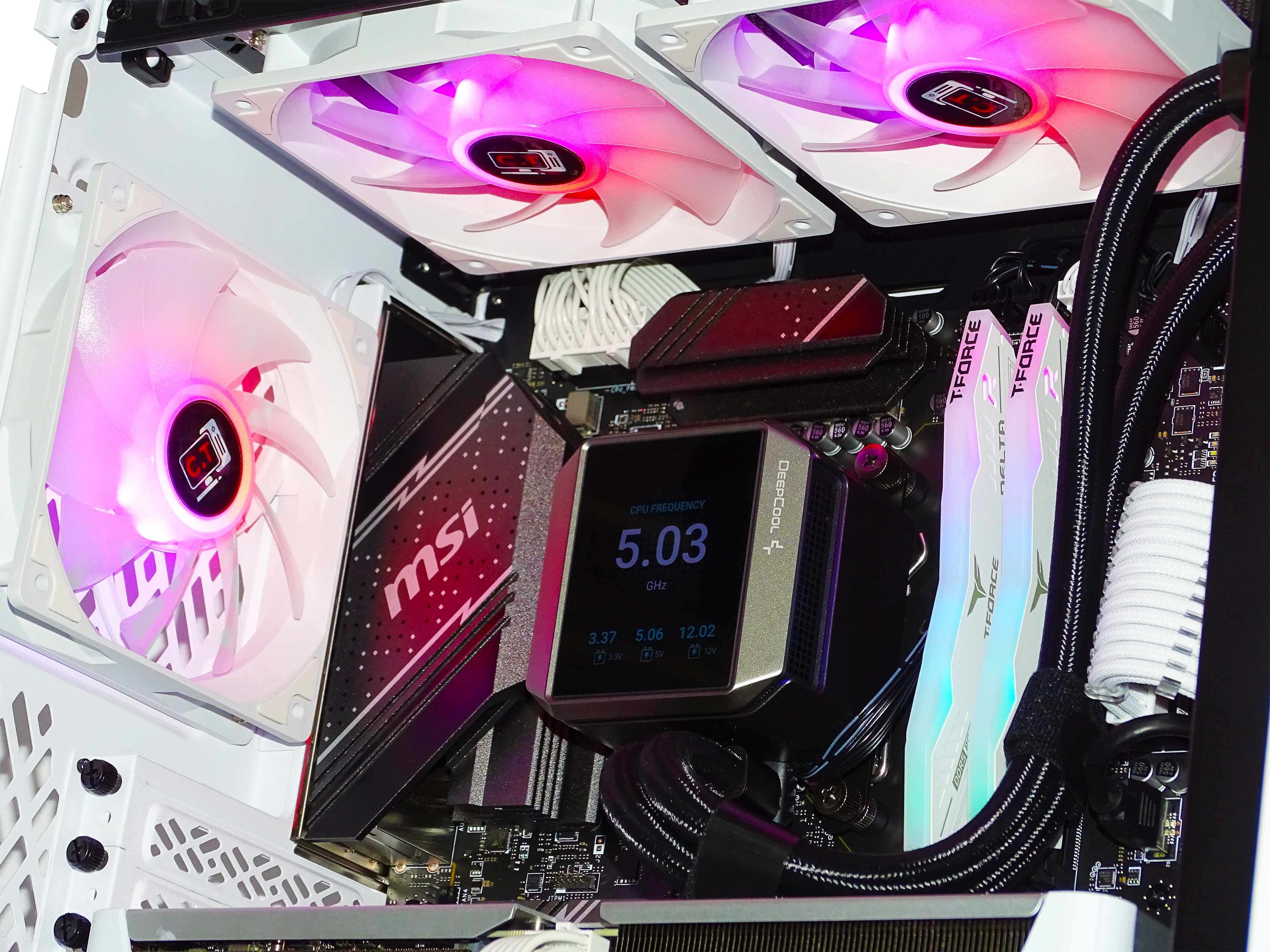 MESHIFY Gaming PC - RTX 5070 + Ryzen 9800X3D + 32GB DDR5 + 2TB NVMe