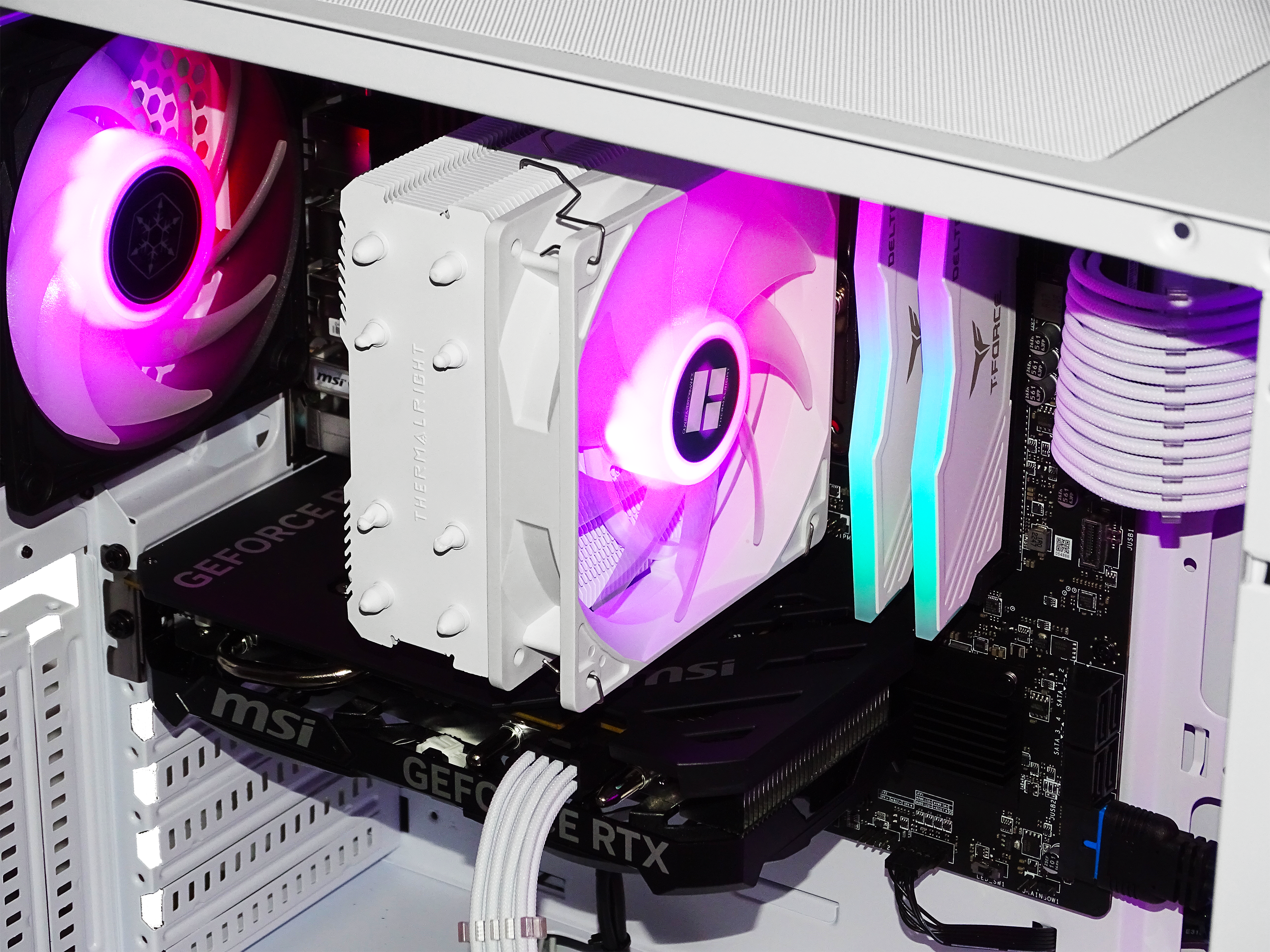 PANTHER Gaming PC - RTX 5060 + i5 14400F + 16GB DDR4 + 2TB NVMe