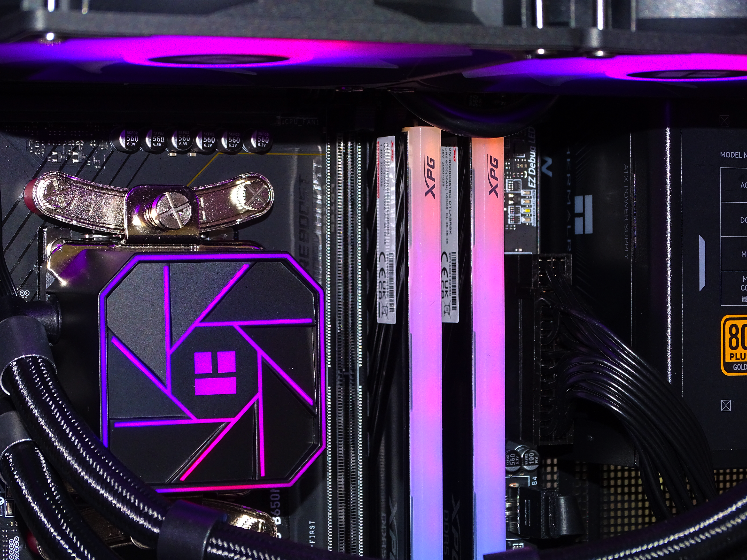 GRAPHITE Gaming PC - RX 9070 XT + i5 14600K + 32GB DDR5 + 2TB NVMe