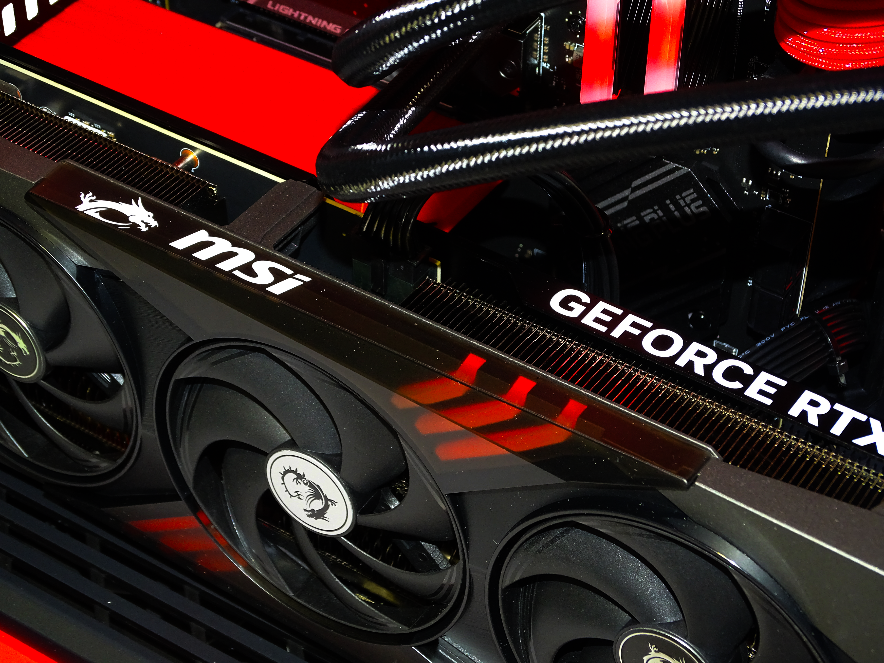 BLAZE Gaming PC - RTX 5070Ti + Ryzen 9800X3D + 32GB DDR5 + 2TB NVMe
