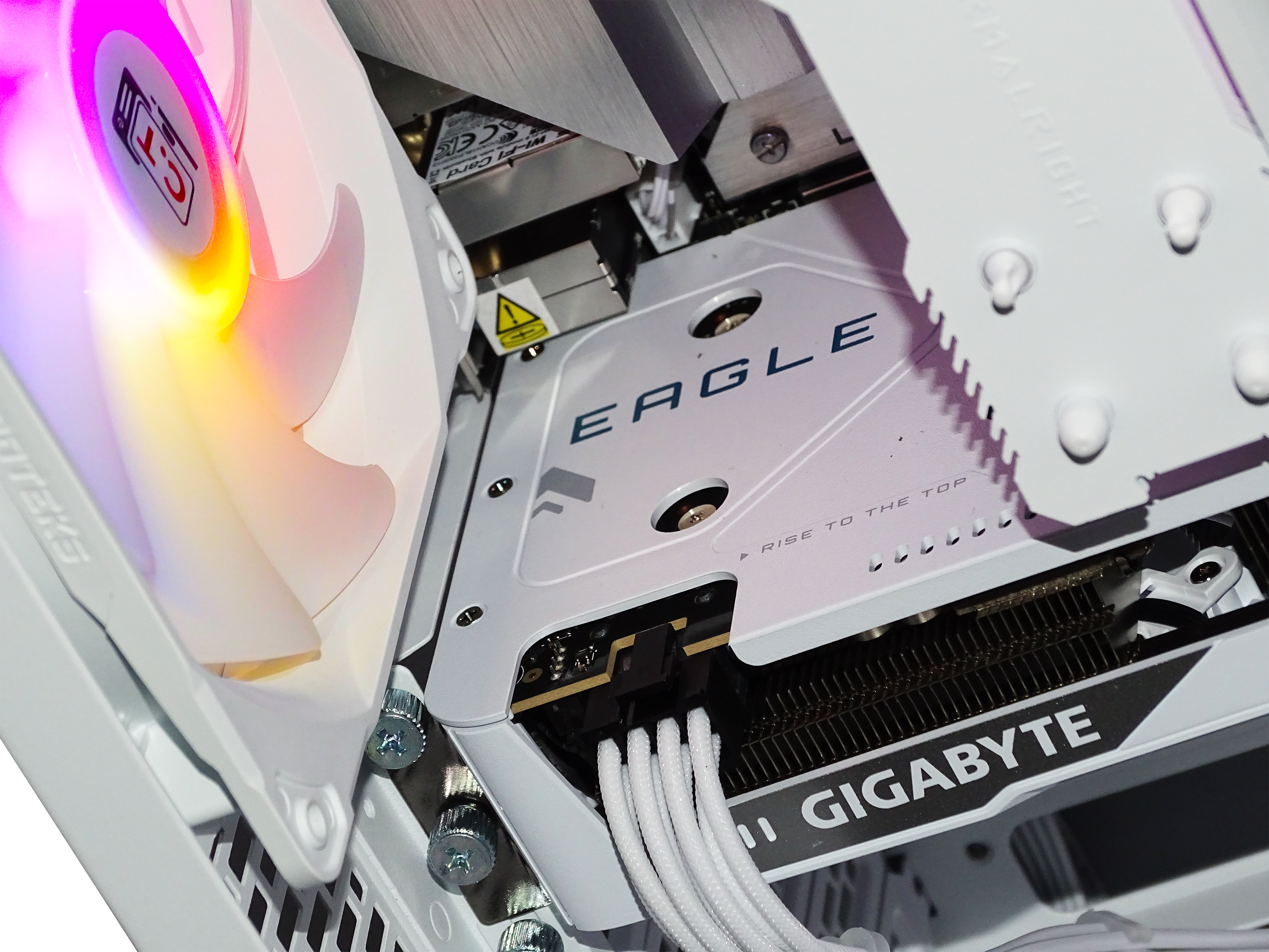COMET Gaming PC - RTX 5060 + i5 14400F + 32GB DDR5 + 1TB NVMe