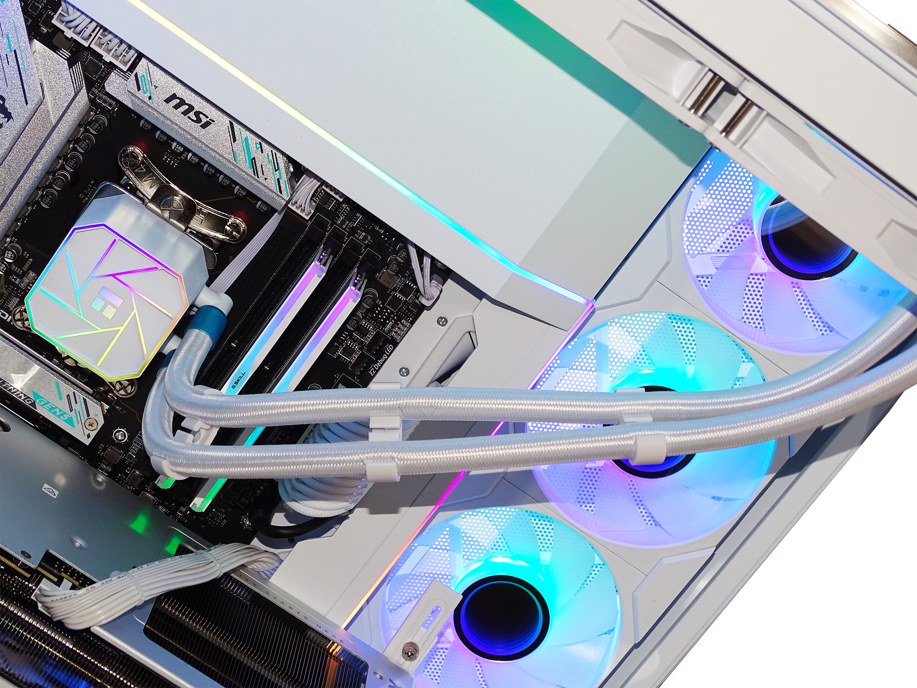 ECLIPSE Gaming PC - RTX 5070Ti + Ryzen 9800X3D + 64GB DDR5 + 4TB NVMe