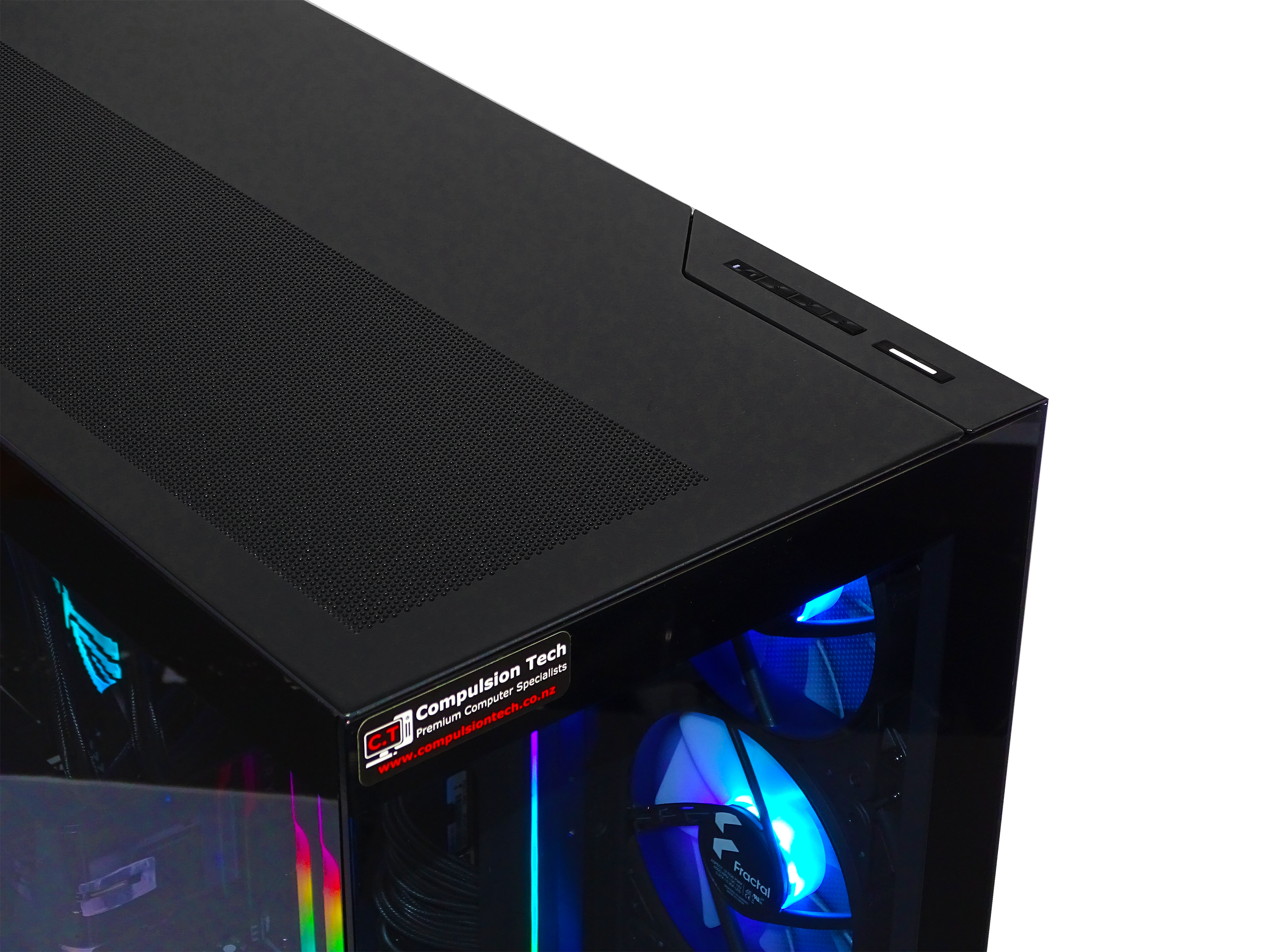 QUANTUM Gaming PC - RTX 5090 + Ryzen 9950X3D + 96GB DDR5 + 4TB NVMe + 8TB HDD