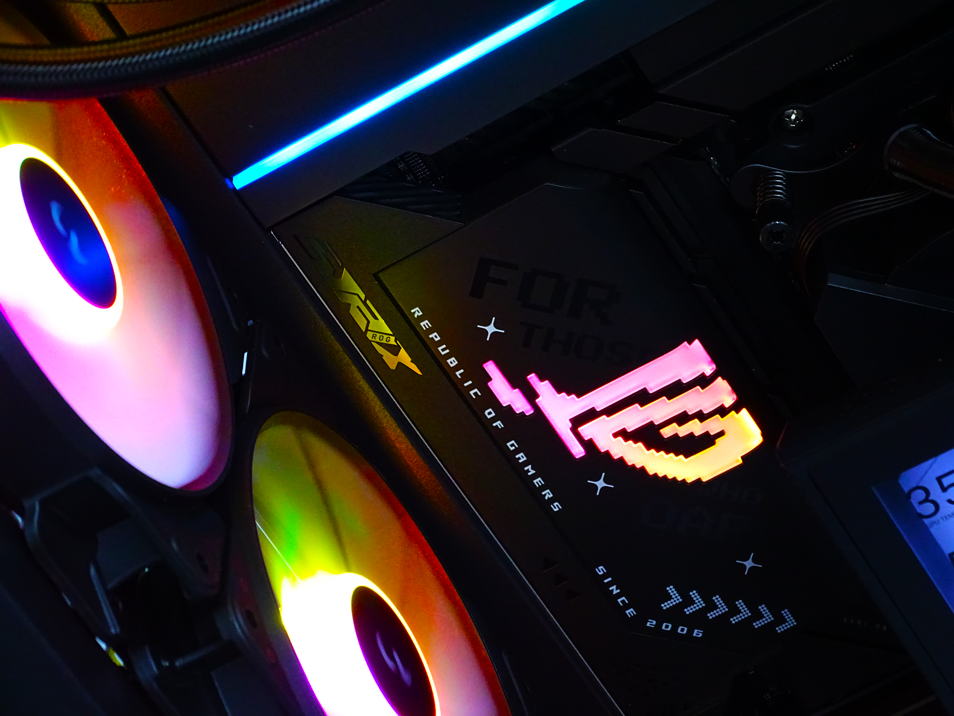 QUANTUM Gaming PC - RTX 5090 + Ryzen 9950X3D + 96GB DDR5 + 4TB NVMe + 8TB HDD