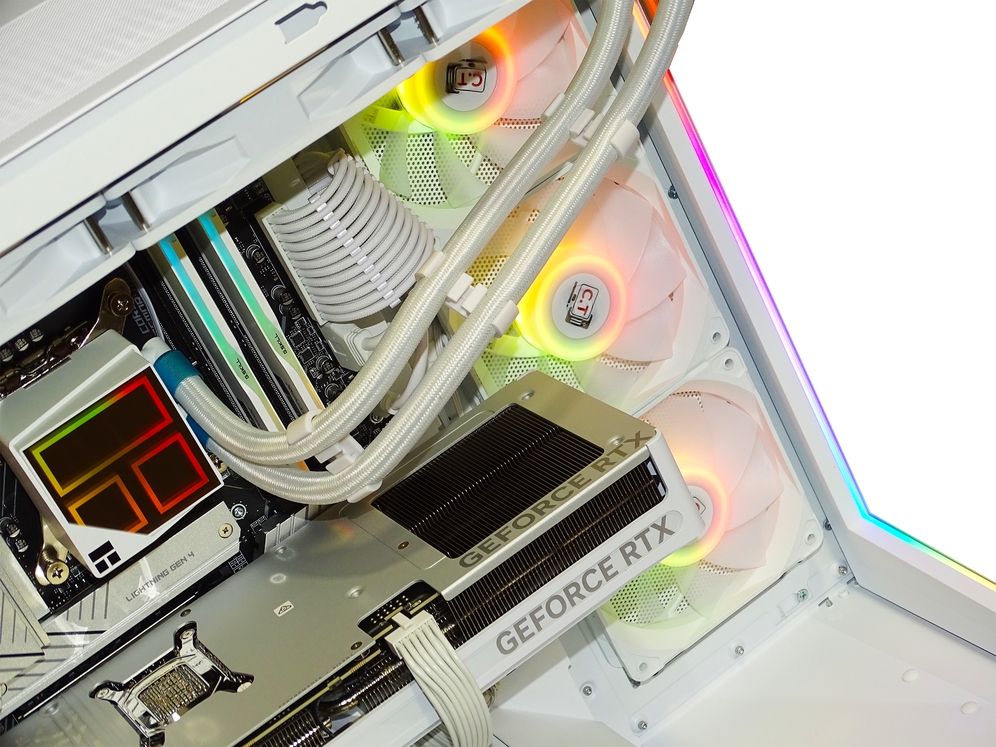 SABERTOOTH Gaming PC