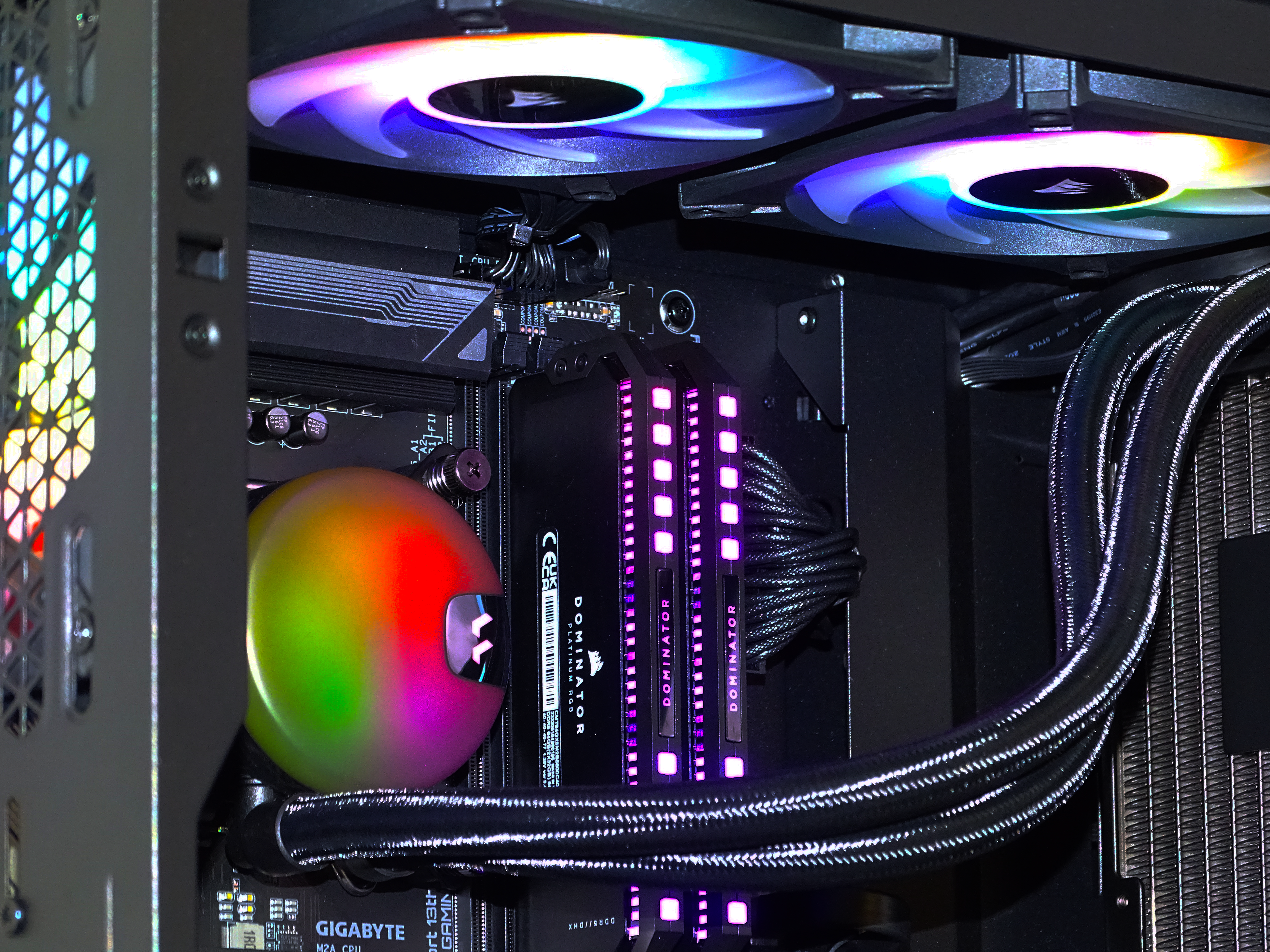 POLAR Gaming PC - RTX 5070 + Ultra 7 265K + 32GB DDR5 + 2TB NVMe