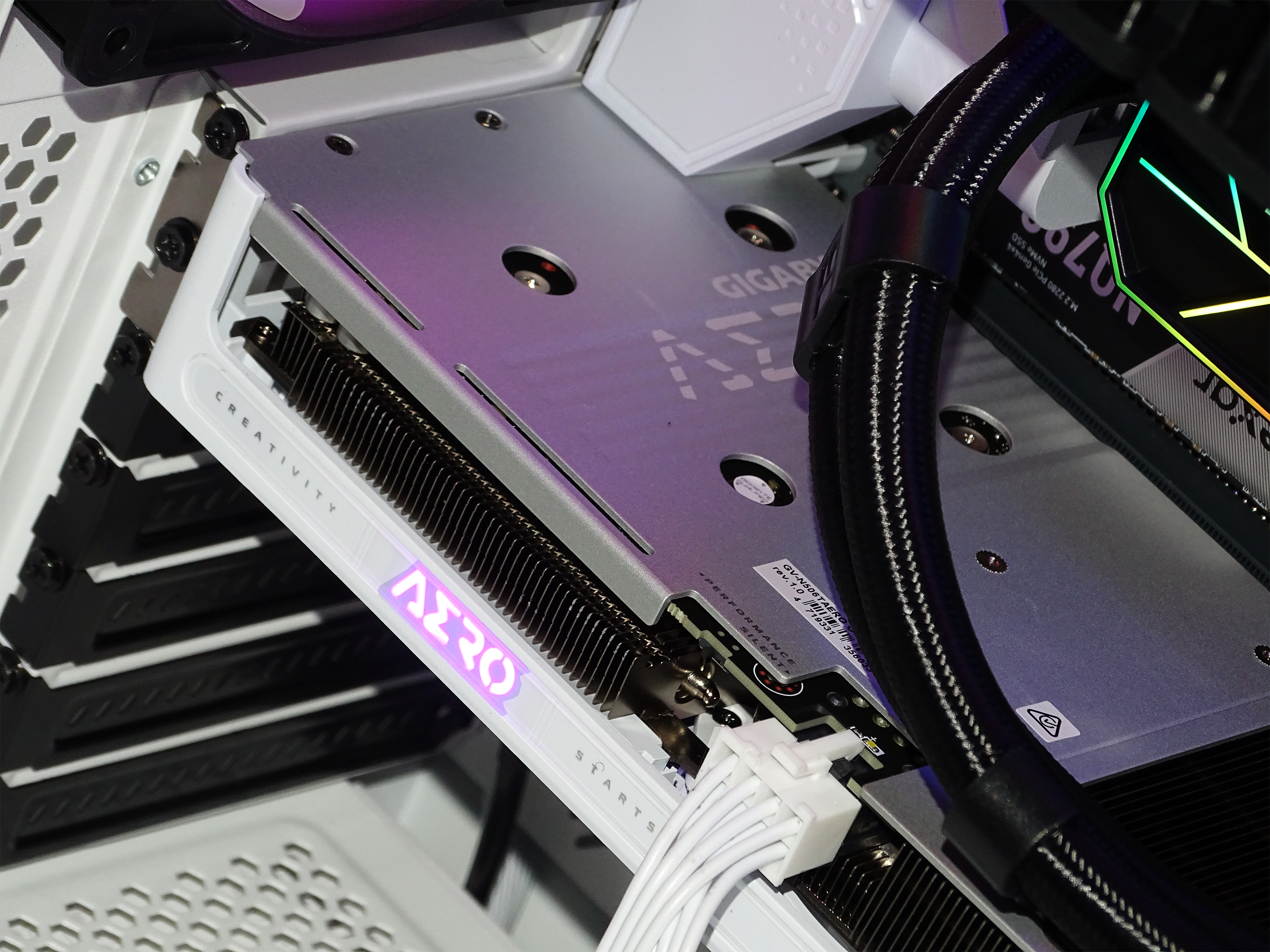 AURORA Gaming PC - RTX 5060Ti + i5 14400F + 32GB DDR4 + 2TB NVMe