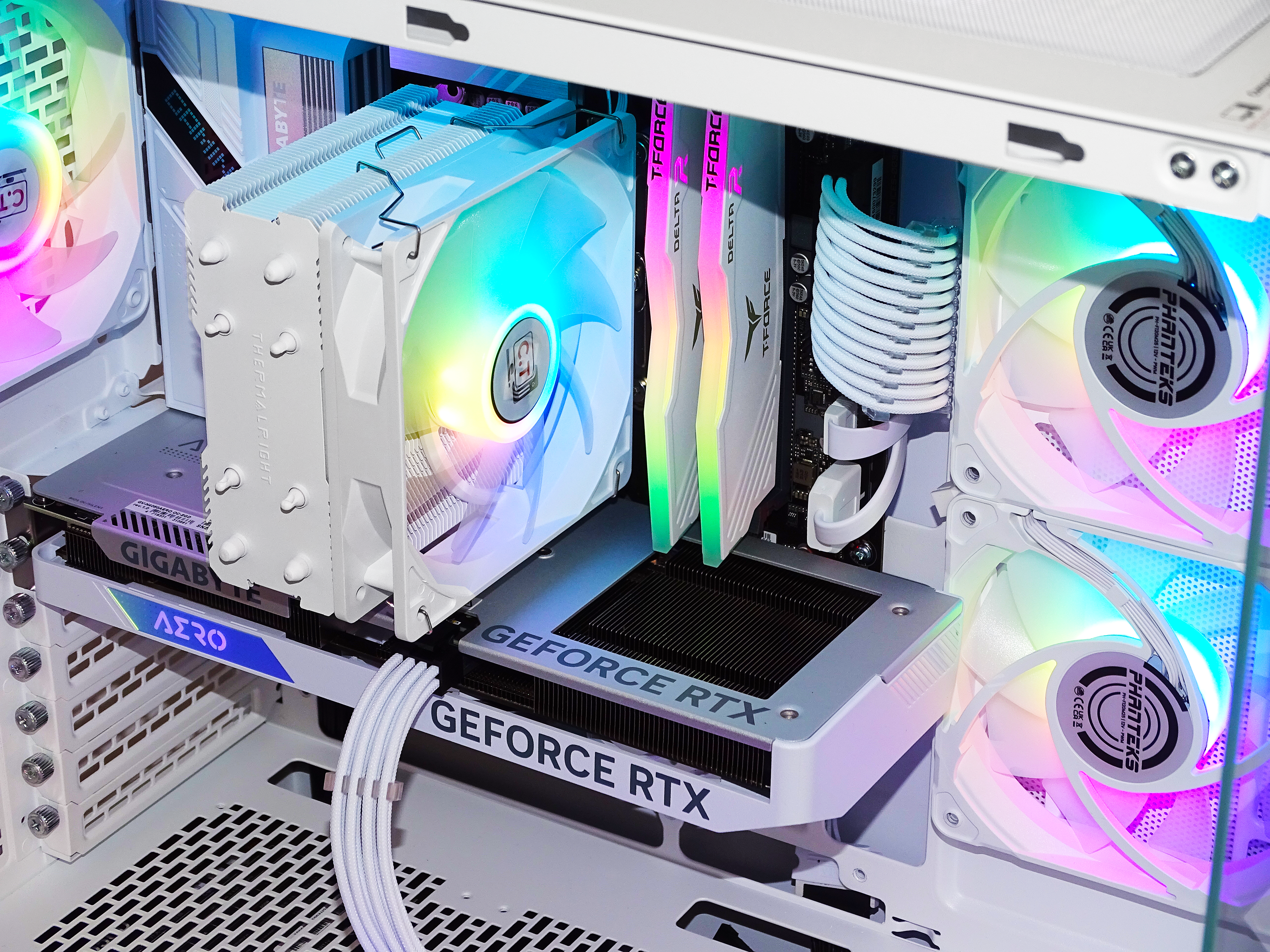 SONIC Gaming PC - RTX 5060 + i5 14400F + 32GB DDR4 + 2TB NVMe