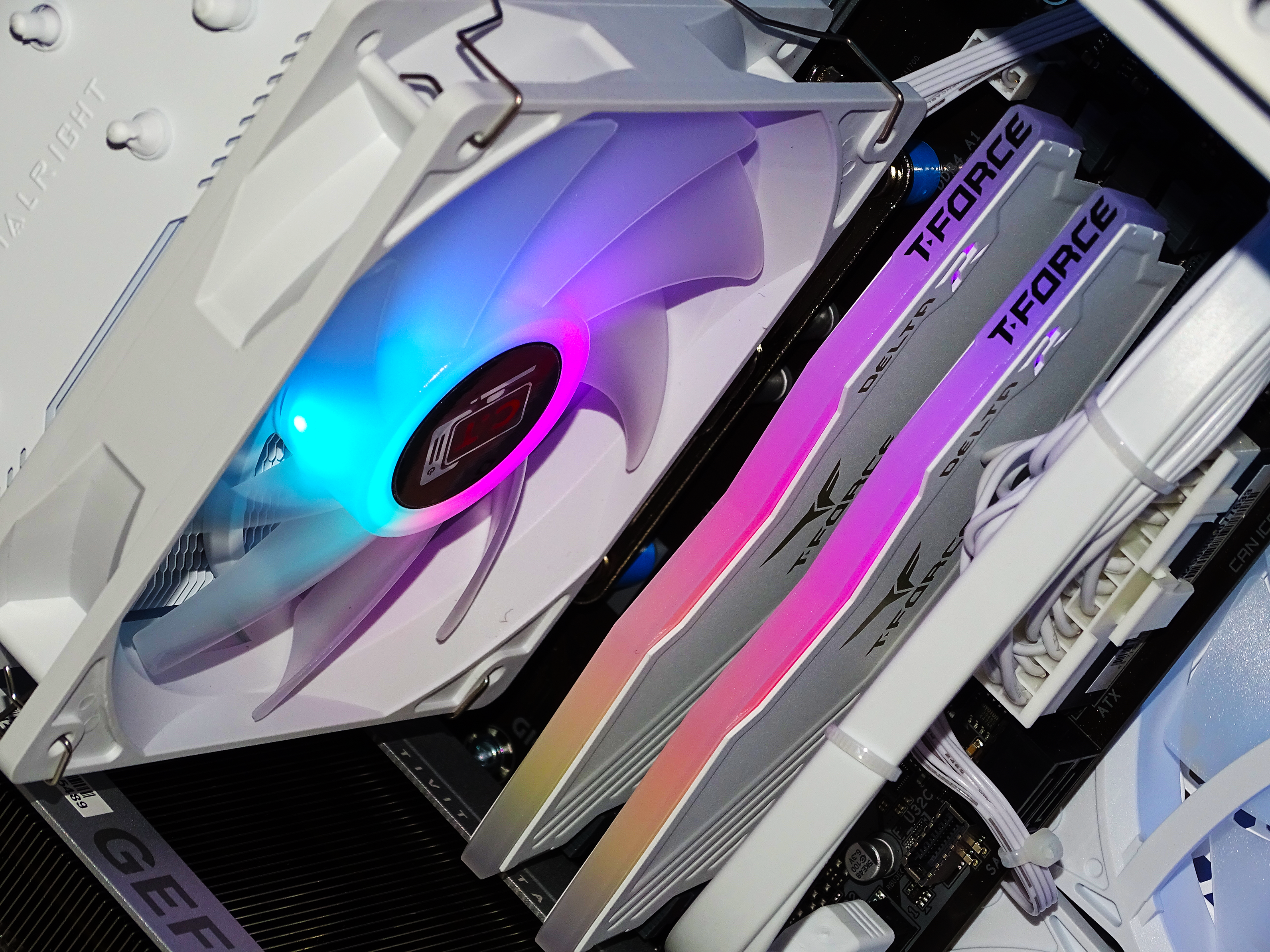 SONIC Gaming PC - RTX 5060 + i5 14400F + 32GB DDR4 + 2TB NVMe
