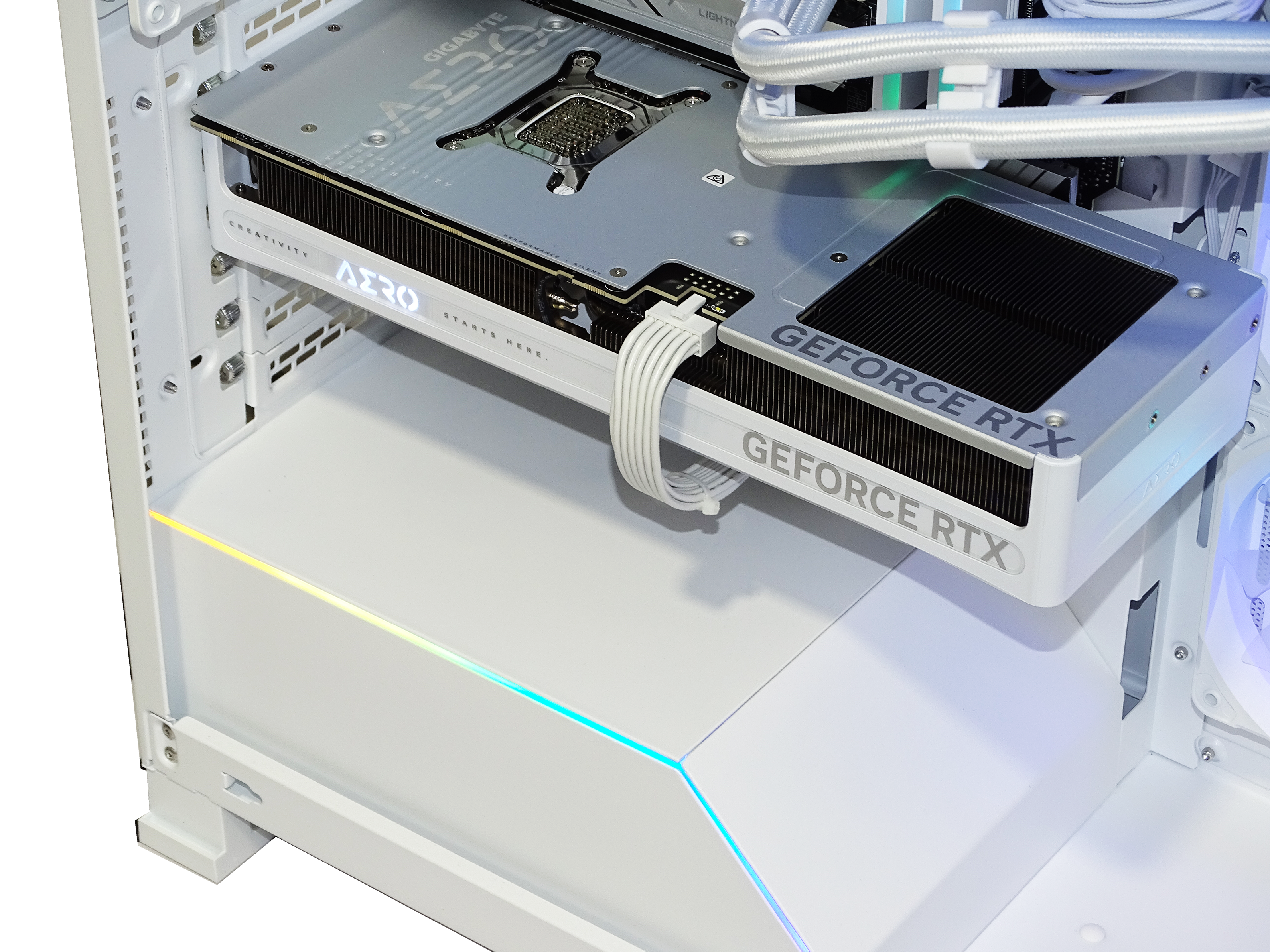 SABERTOOTH Gaming PC