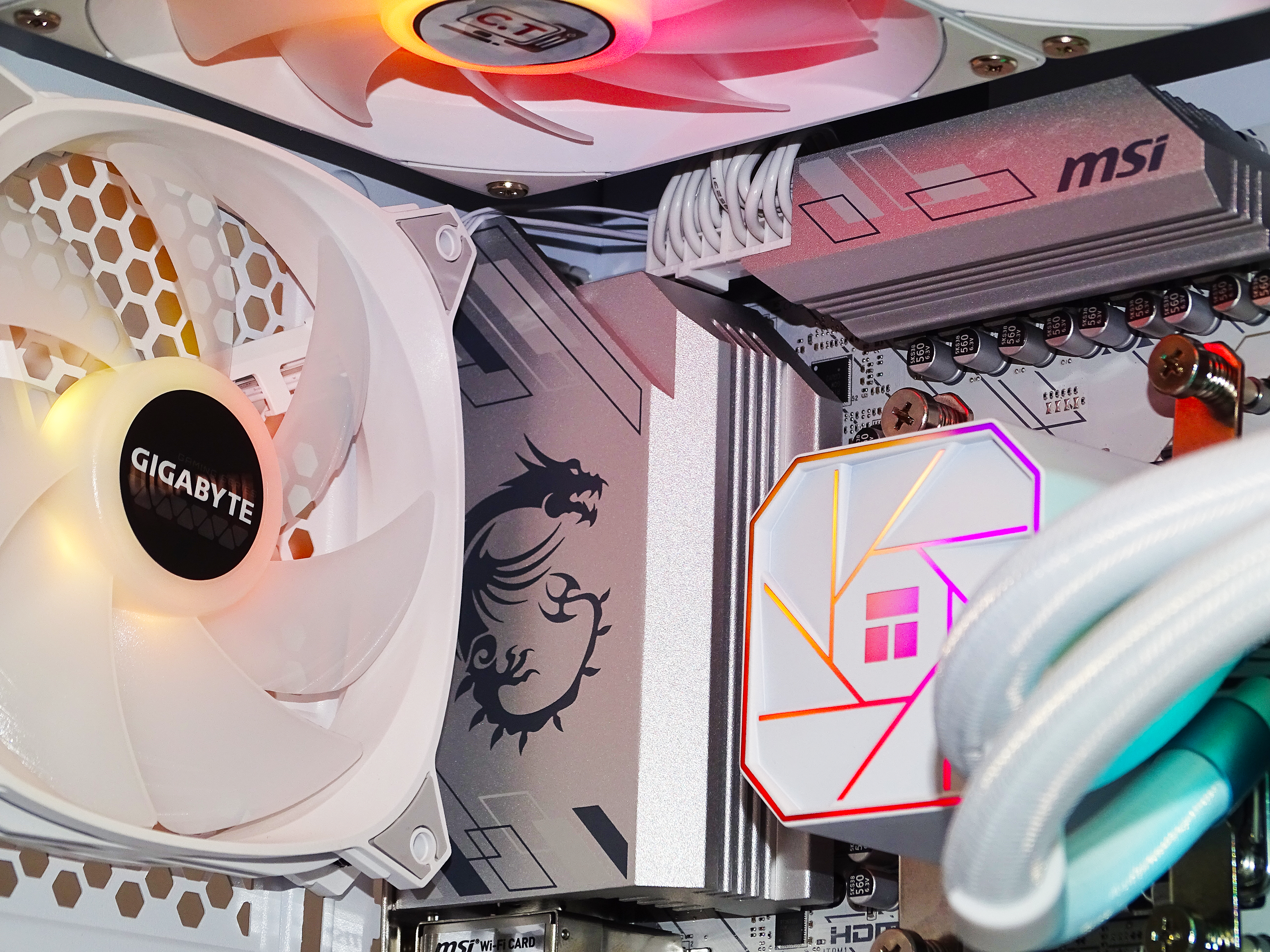 AURORA Gaming PC