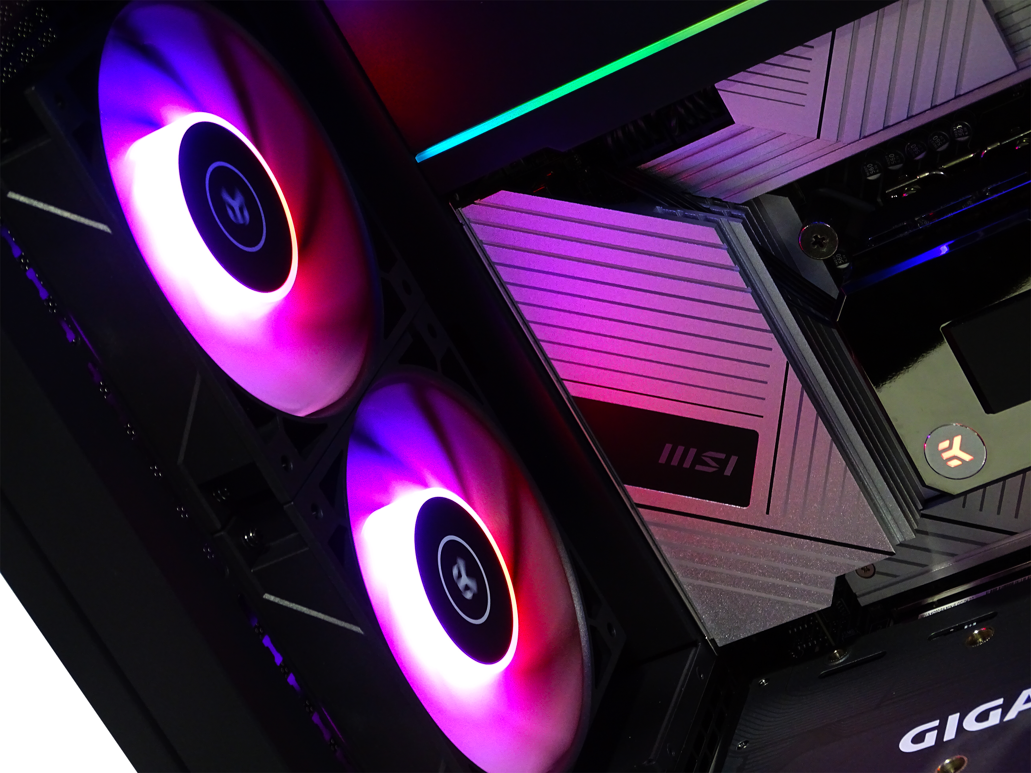 KRAKEN Gaming PC - RTX 5090 + i9 14900K + 128GB DDR5 + 4TB NVMe